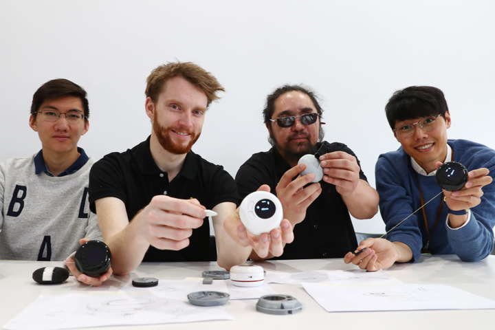 Maracron team with their prototypes.